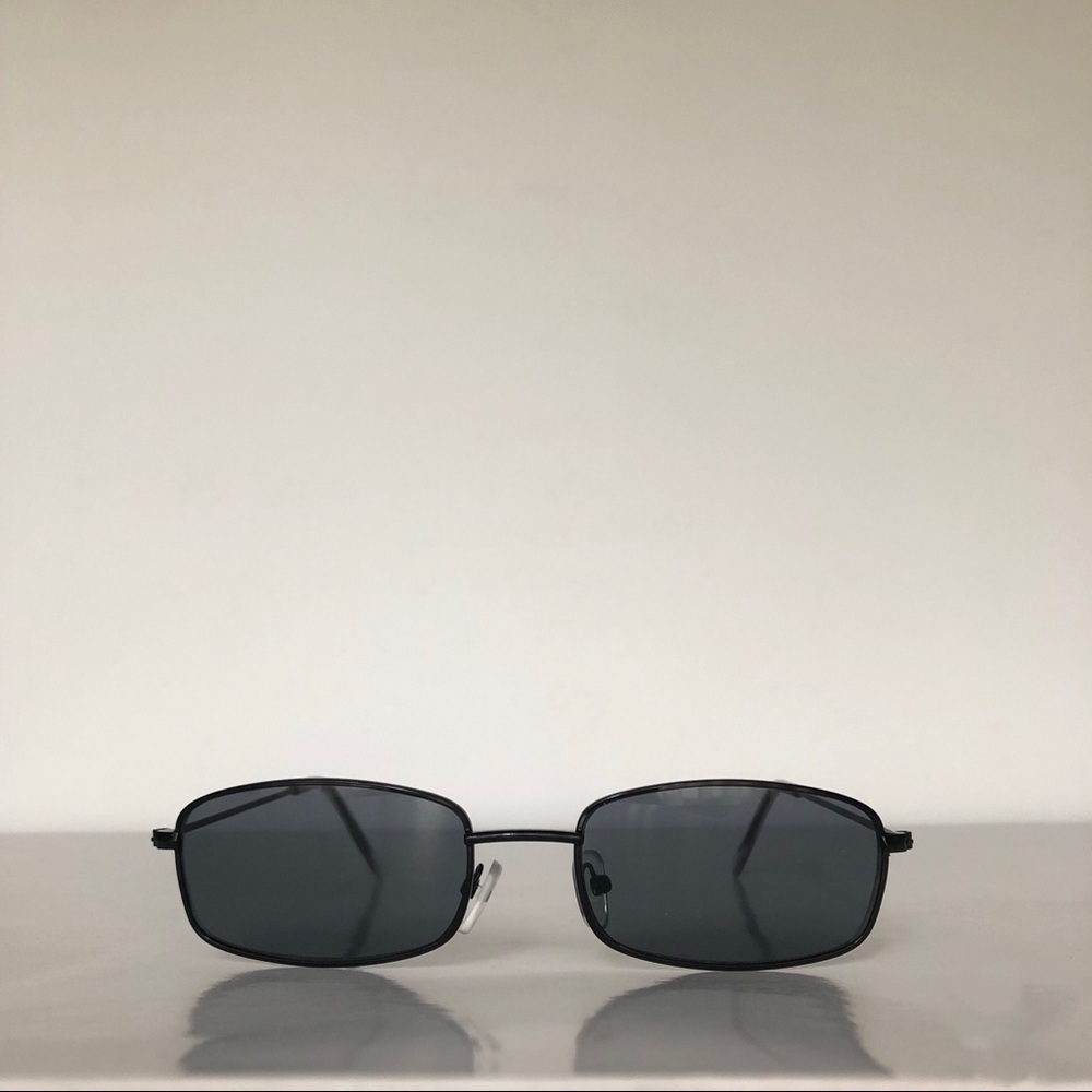 Black Rectangle Squared Frame Retro Sunglasses